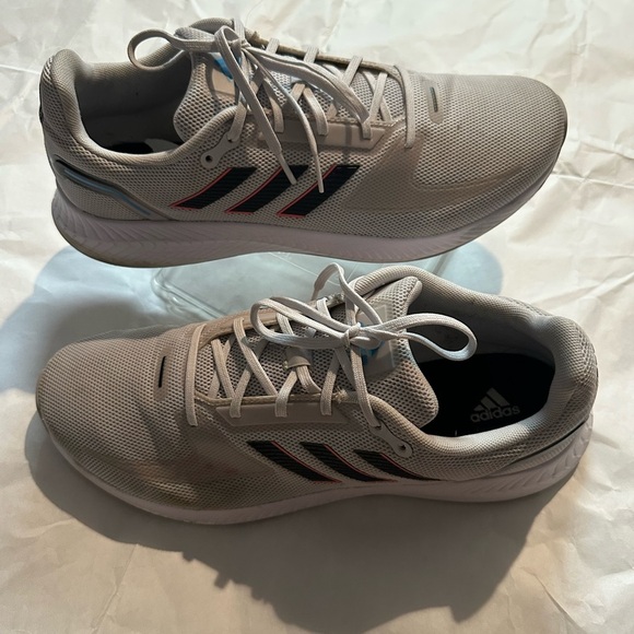 Adidas Men's Light Gray Athletic Shoes - Picture 5 of 15